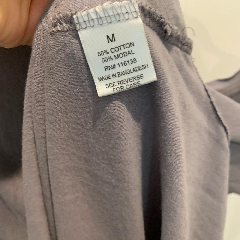 Shirt - Picture 4 of 4